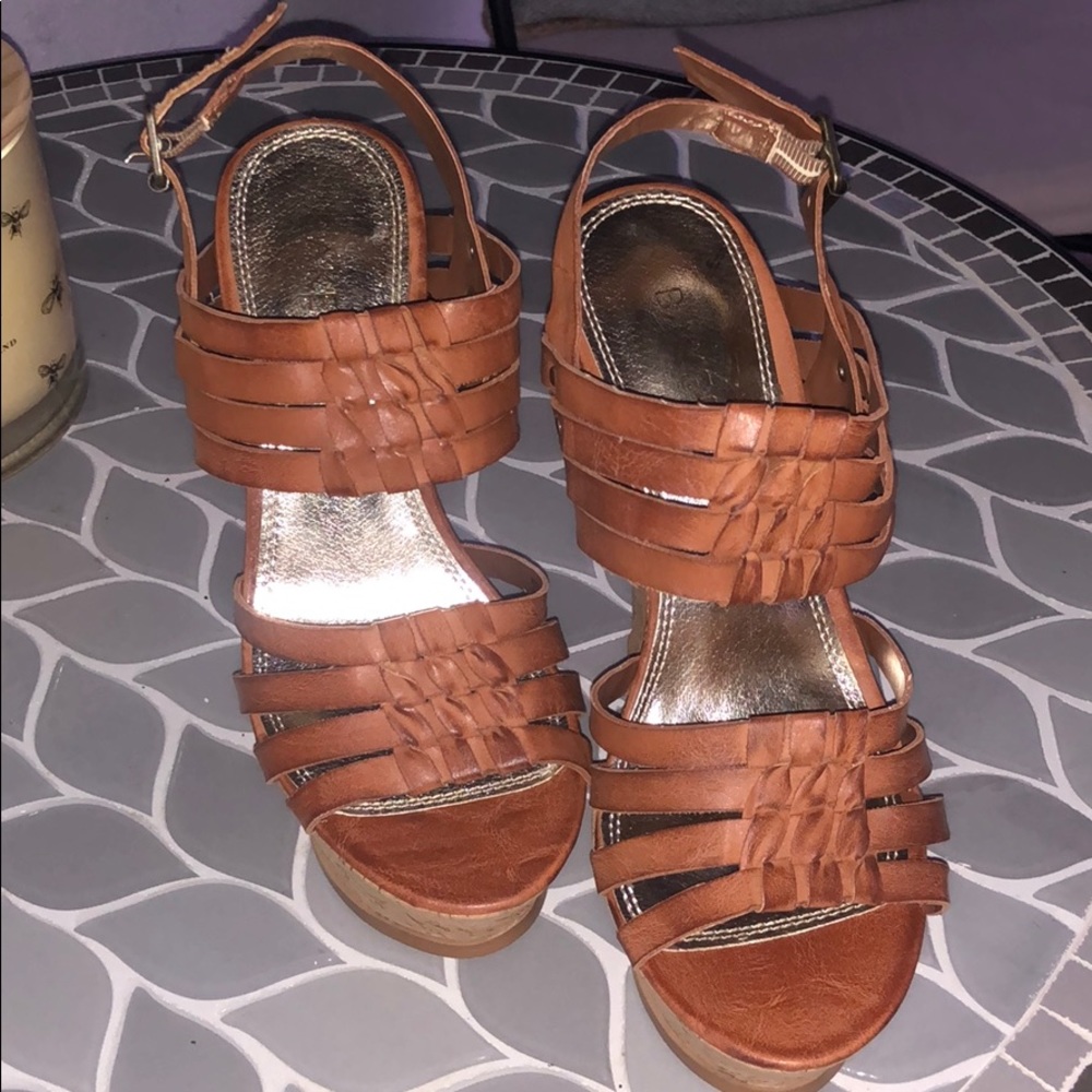 BAKERS WEDGES